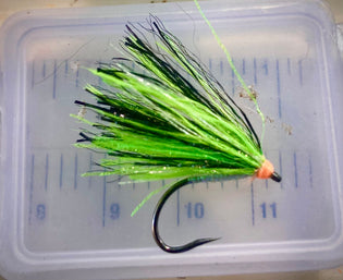  Fry Bashing the seasons with Jelly or Pinfry is as exciting as catching fish on a dry fly in lakes. This is a popular Cormorant style pattern to represent the Pinfry.
